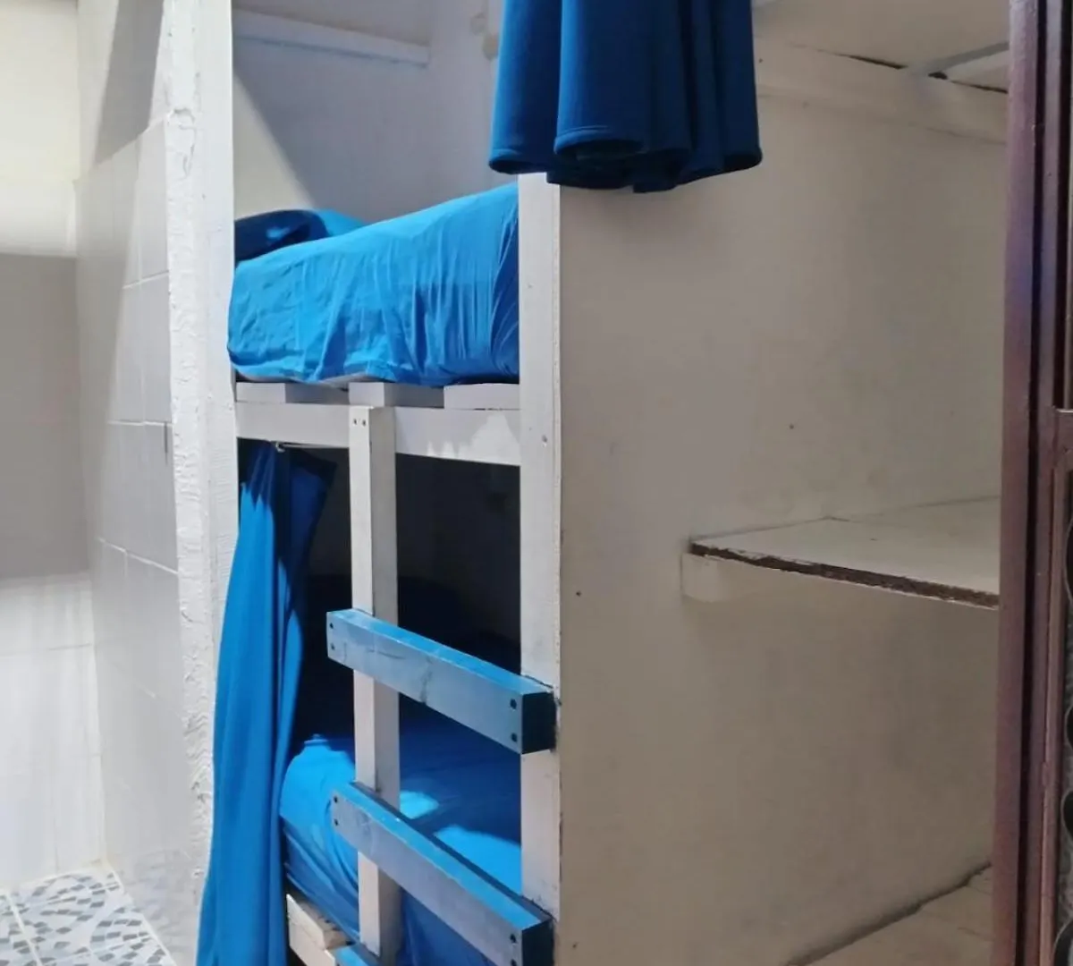 Kamazoztz Hostel And Travel 안티구아 과테말라