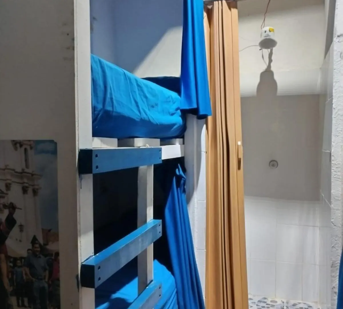 Kamazoztz Hostel And Travel 안티구아 과테말라
